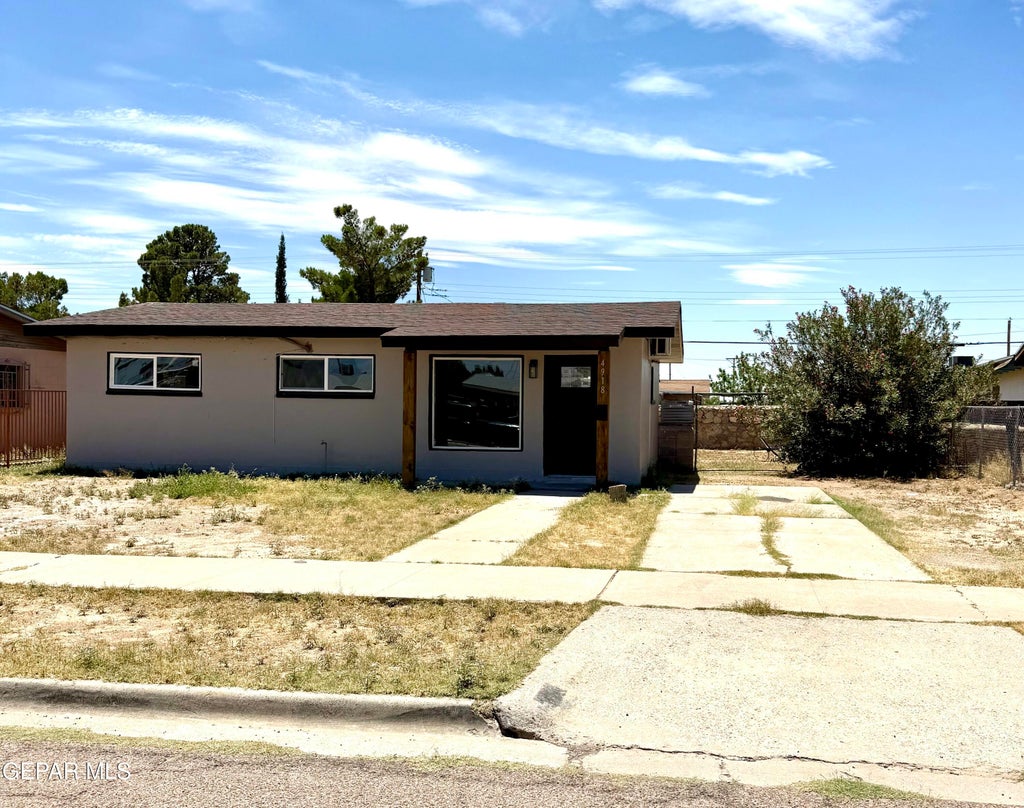 Photo of 4918 SIERRA MADRE Drive, El Paso, TX 79904 (MLS # 946180)