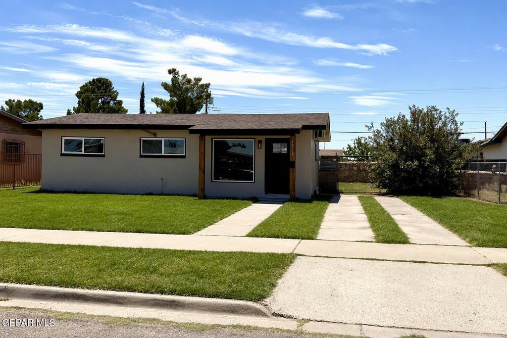 Photo of 4918 SIERRA MADRE Drive, El Paso, TX 79904 (MLS # 946180)