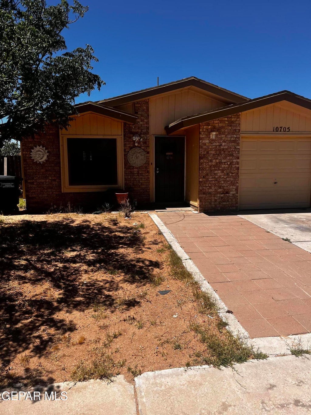 Photo of 10705 RHYOLITE Drive, El Paso, TX 79924 (MLS # 946270)