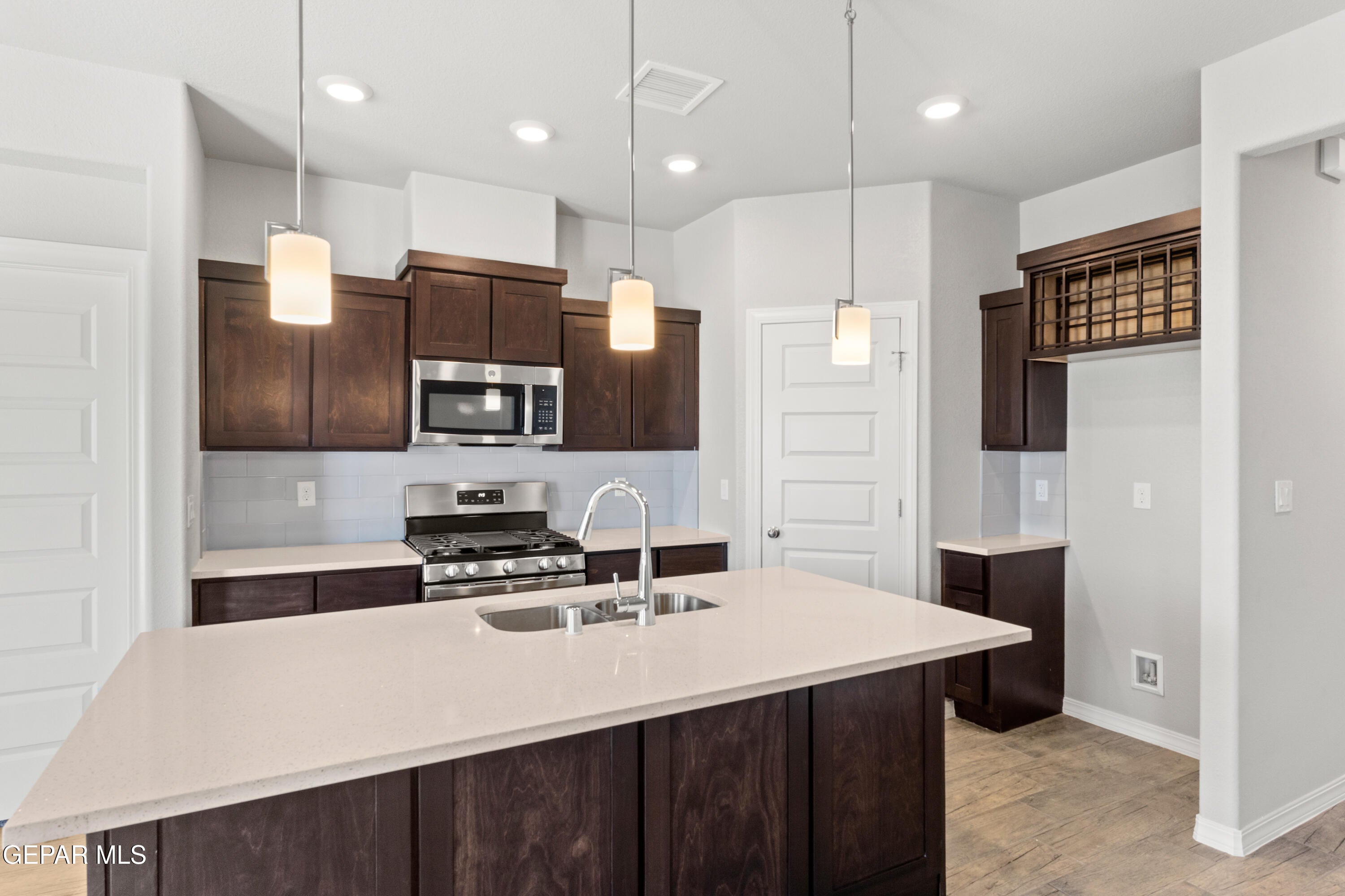 11869 Finesse Place