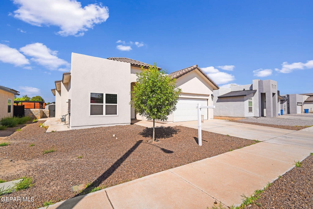 Photo of 12020 Silent Place Court, Socorro, TX 79927 (MLS # 944663)