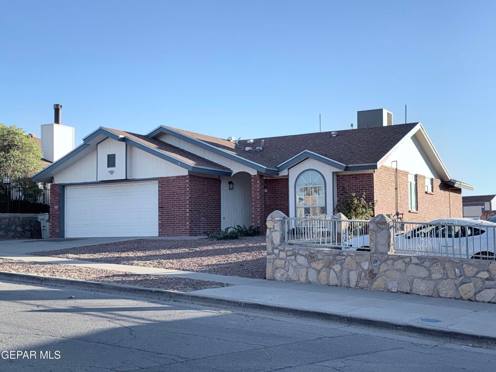 Photo of 12004 Van Gogh Drive, El Paso, TX 79936 (MLS # 935360)