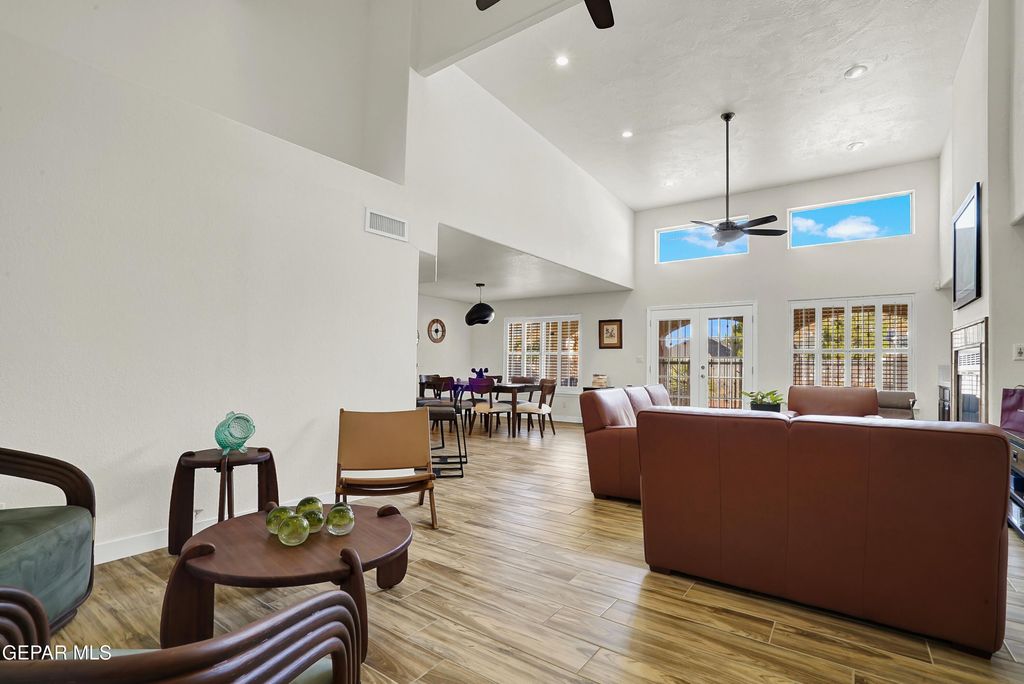 Photo of 6629 ISLA DEL REY Drive, El Paso, TX 79912 (MLS # 934309)