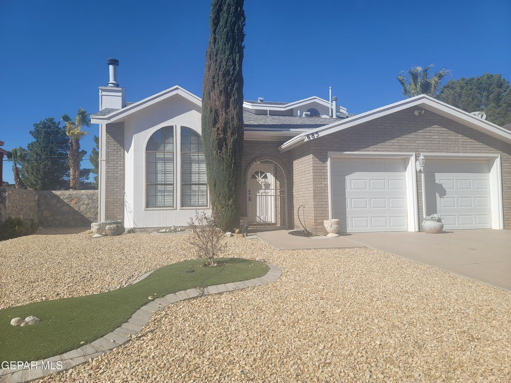 Photo of 685 Bluff Canyon Cir, El Paso, TX 79912 (MLS # 938651)