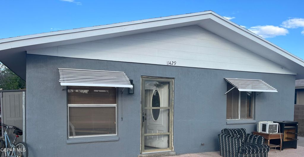 Photo of 11429 JENNY Road, Socorro, TX 79927 (MLS # 942171)