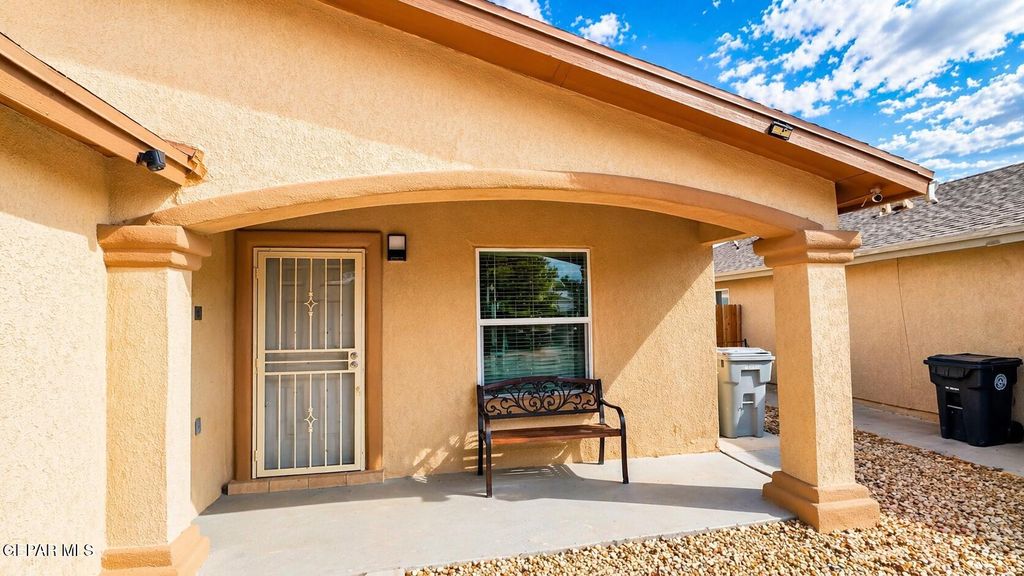 Photo of 11728 LAPSTONE Way, El Paso, TX 79934 (MLS # 942174)