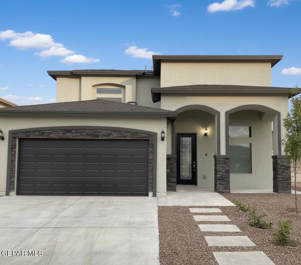 Photo of 837 MAGNOLIA PARK Street, Santa Teresa, NM 88008 (MLS # 942593)