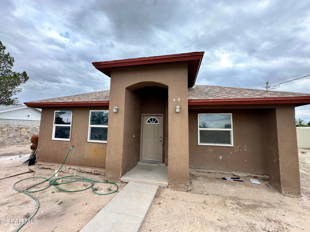 Photo of 410 MAYAPAN Drive, San Elizario, TX 79849 (MLS # 953221)