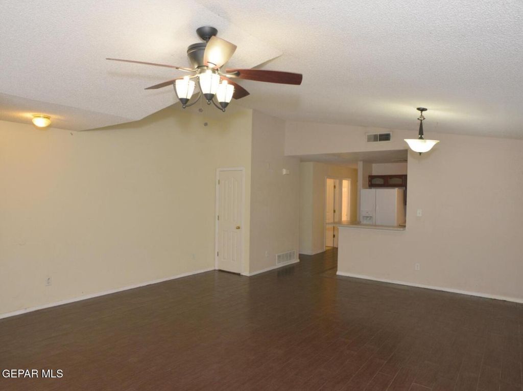 Photo of 12144 SAINT LAURENCE Avenue, El Paso, TX 79936 (MLS # 941708)