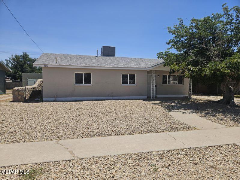Photo of 8656 MOUNT WHITNEY Drive, El Paso, TX 79904 (MLS # 947248)