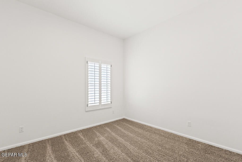 Photo of 894 HARPENDEM Drive, Horizon City, TX 79928 (MLS # 937409)