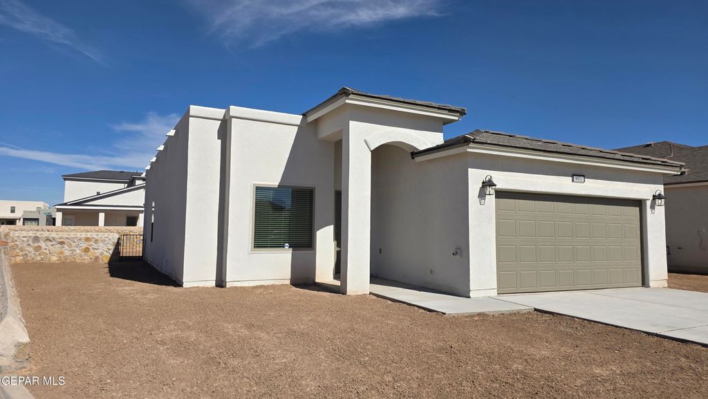 Photo of 9931 Edie Place, Socorro, TX 79927 (MLS # 939201)