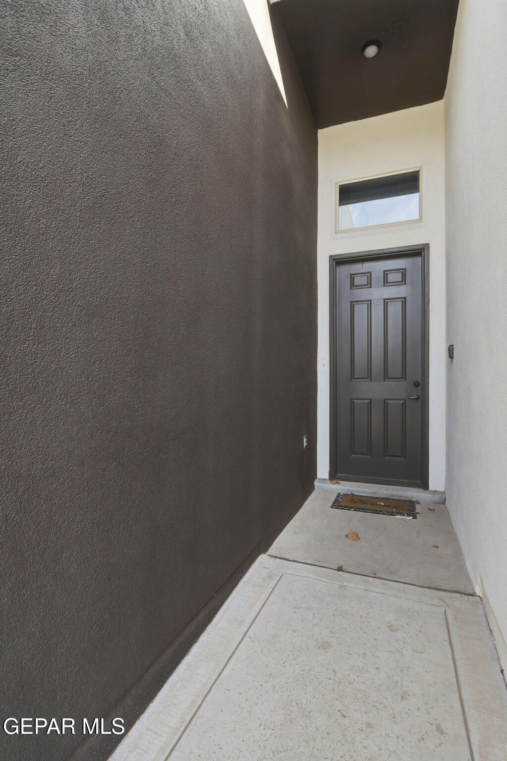 244 FARNBOROUGH Street