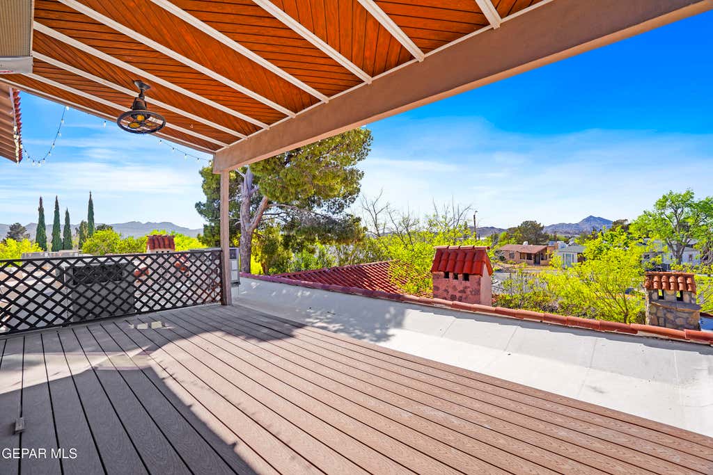 Photo of 1030 BLANCHARD Avenue, El Paso, TX 79902 (MLS # 949821)