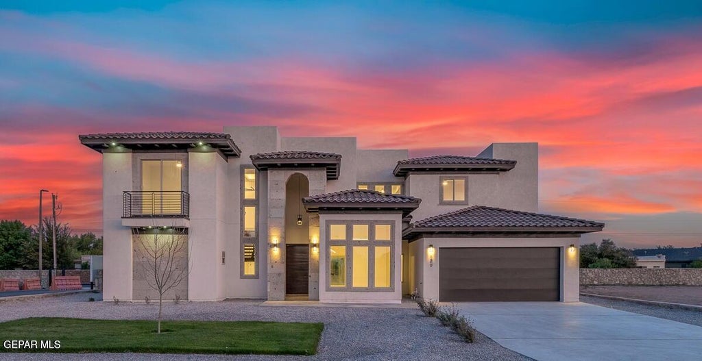 Photo of 820 West Gate Drive, El Paso, TX 79932 (MLS # 945353)