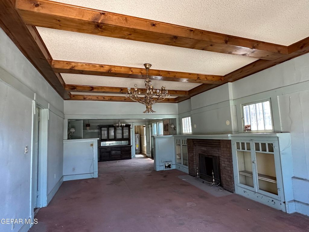Photo of 1312 E NEVADA Avenue, El Paso, TX 79902 (MLS # 943684)
