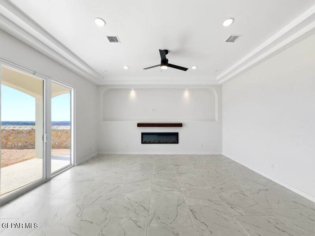 Photo of 14436 Desert Wind Drive, Horizon City, TX 79928 (MLS # 941760)