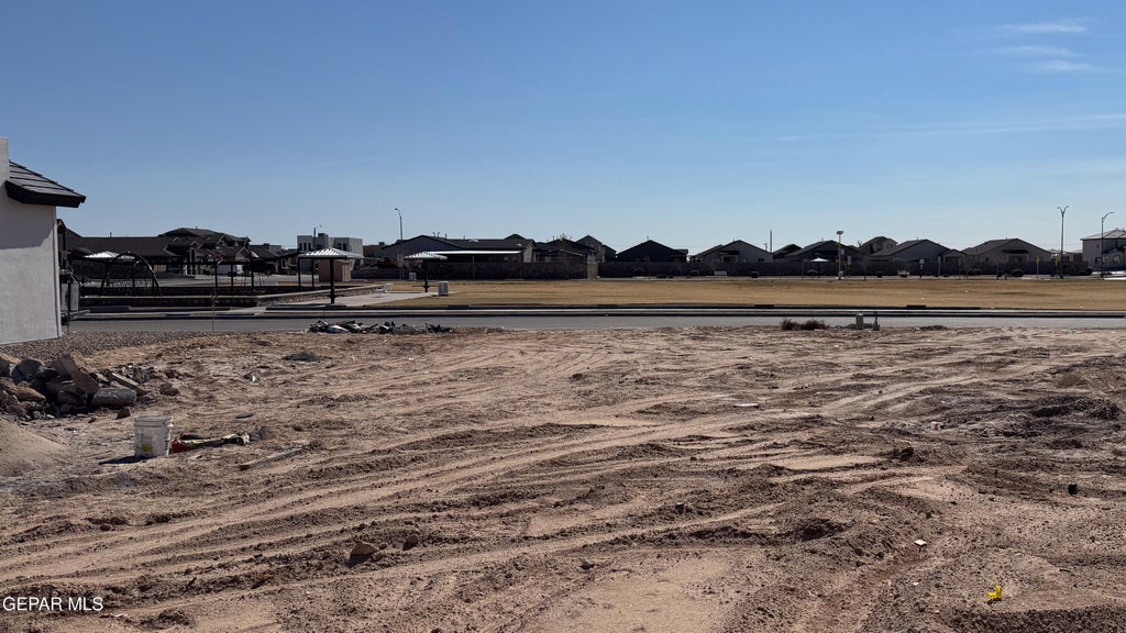 Photo of 13753 CENTRO VISTA Avenue, Horizon City, TX 79928 (MLS # 950841)