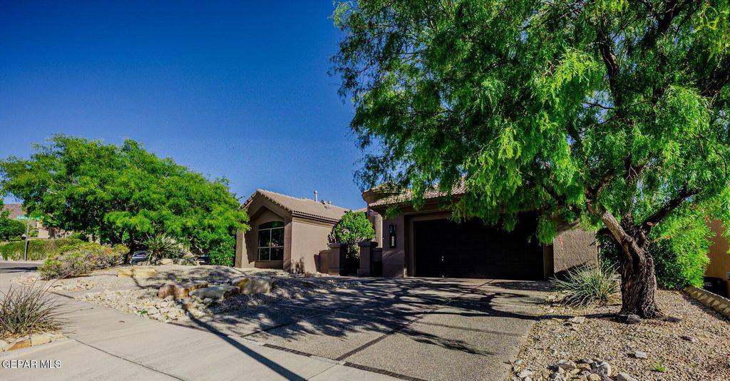 Photo of 6236 FRANKLIN HAWK Avenue, El Paso, TX 79912 (MLS # 943654)