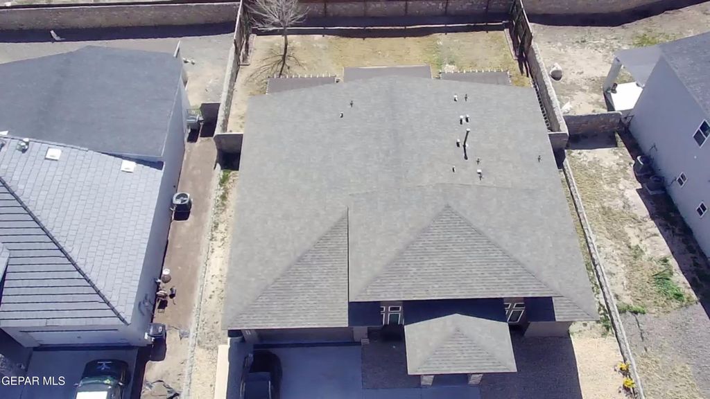 Photo of 932 CROOKED RIVER Drive, El Paso, TX 79932 (MLS # 938819)