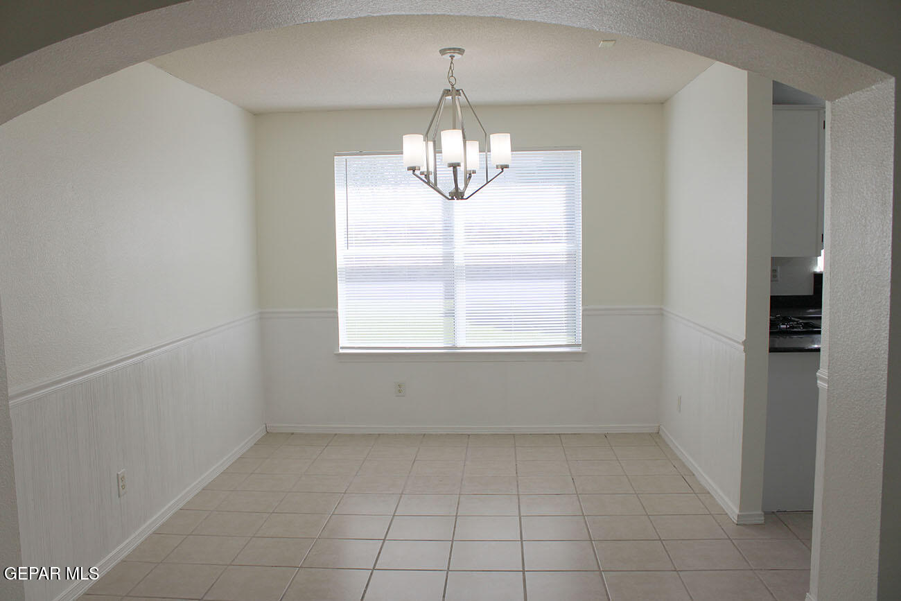 815 SAGUARO PARK Court