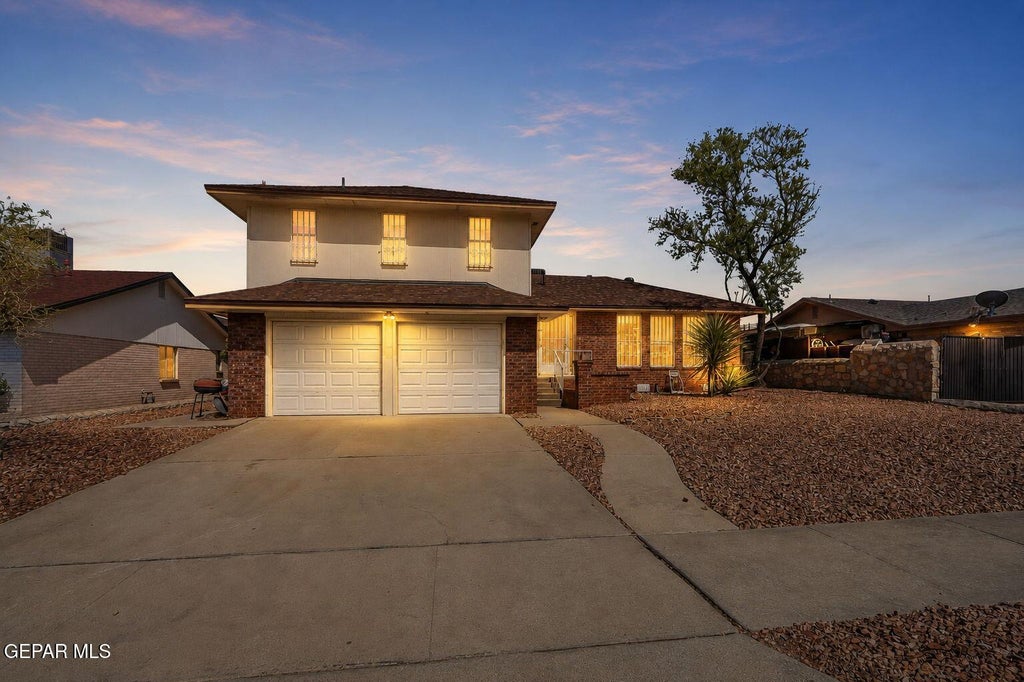 Photo of 11339 QUINTANA Drive, El Paso, TX 79936 (MLS # 952078)