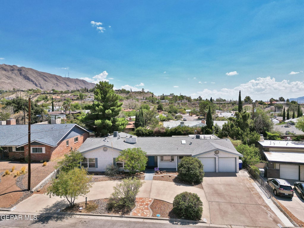 Photo of 5812 Burning Tree Drive, El Paso, TX 79912 (MLS # 950814)