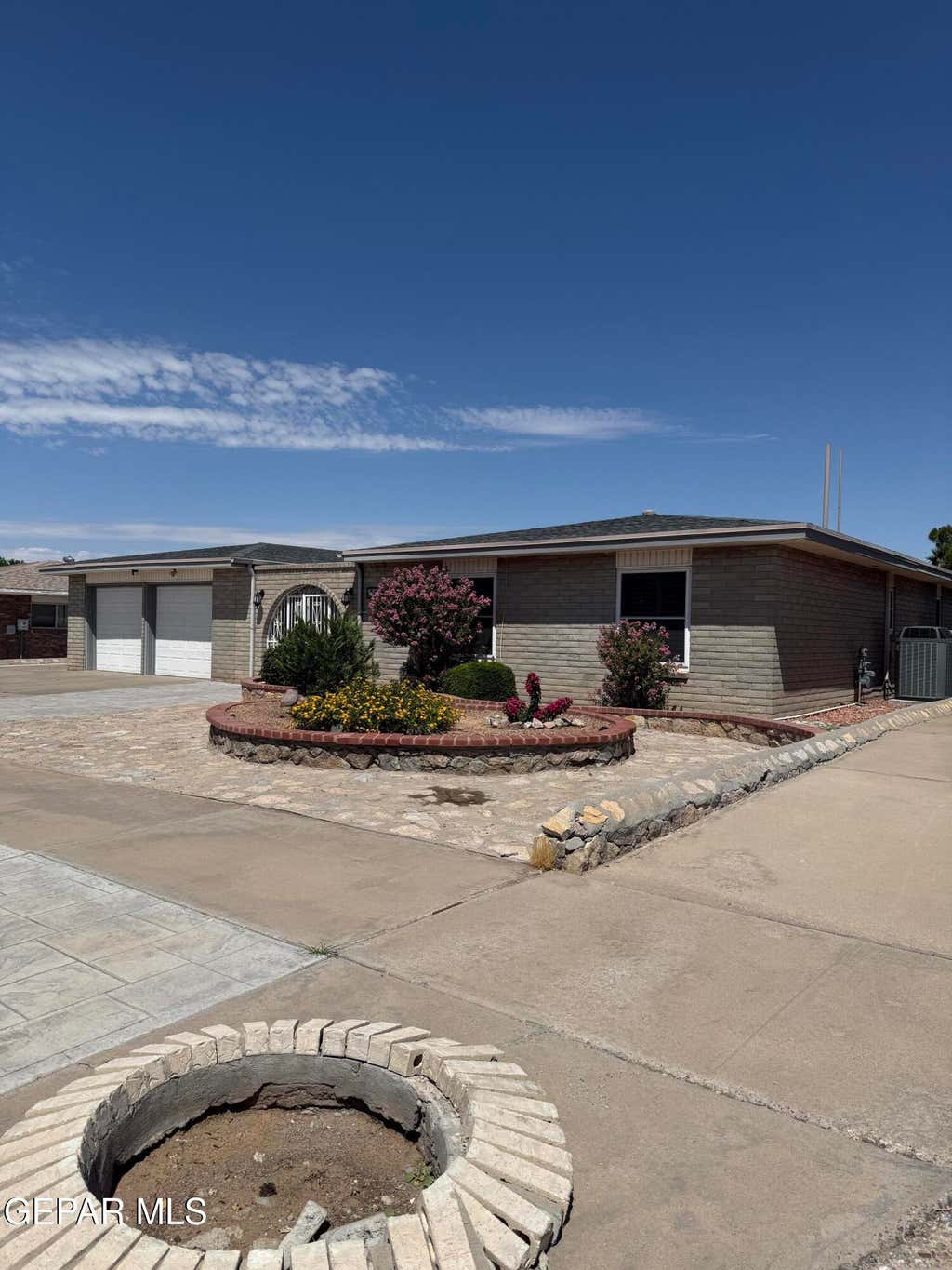Photo of 3149 EDGEROCK Drive, El Paso, TX 79935 (MLS # 946194)