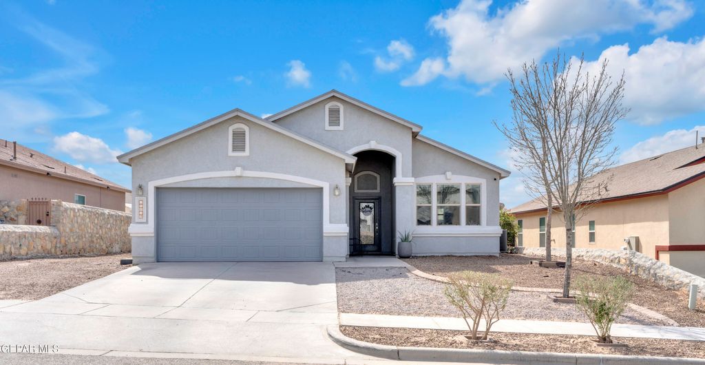 Photo of 12614 MARK TWAIN Avenue, El Paso, TX 79928 (MLS # 940054)