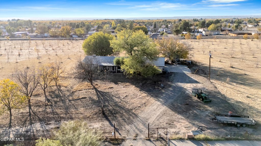 Photo of 299 TRANQUILITY Street, Canutillo, TX 79835 (MLS # 934321)