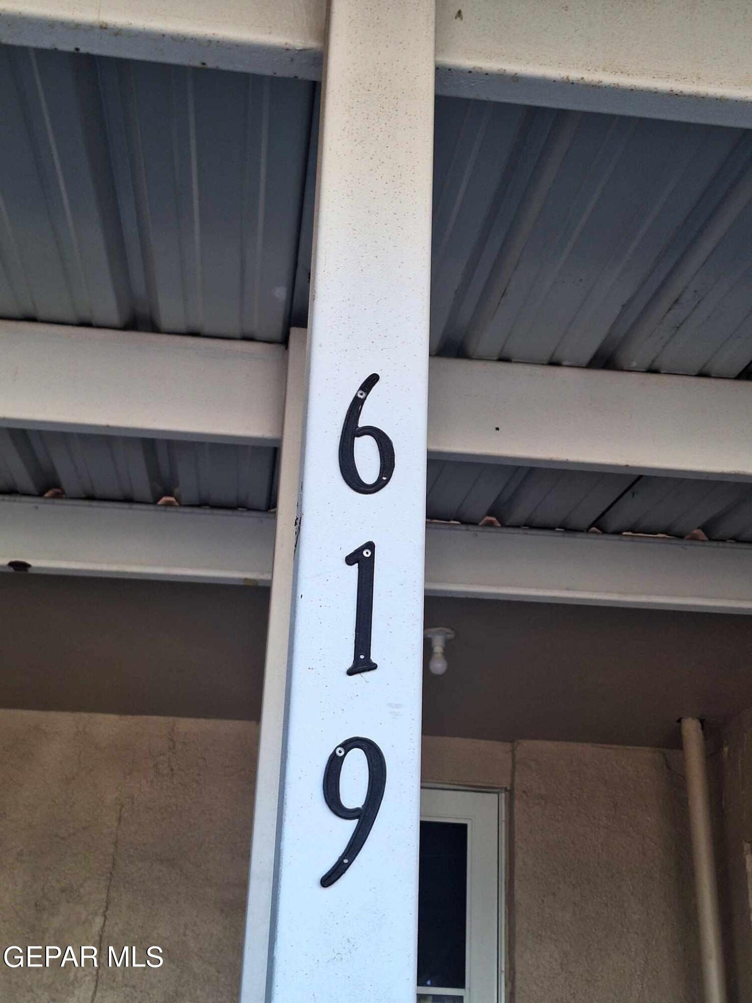 619 N Virginia Street