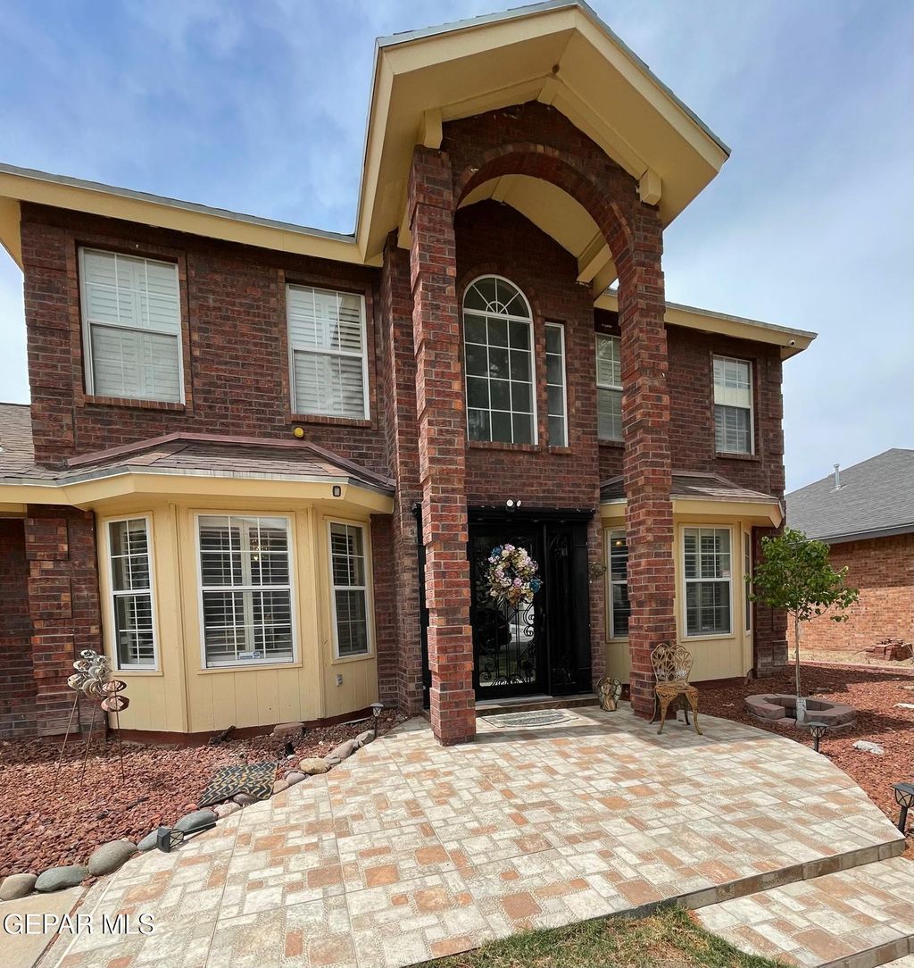 Photo of 5705 NOVILLA Place, El Paso, TX 79932 (MLS # 942835)