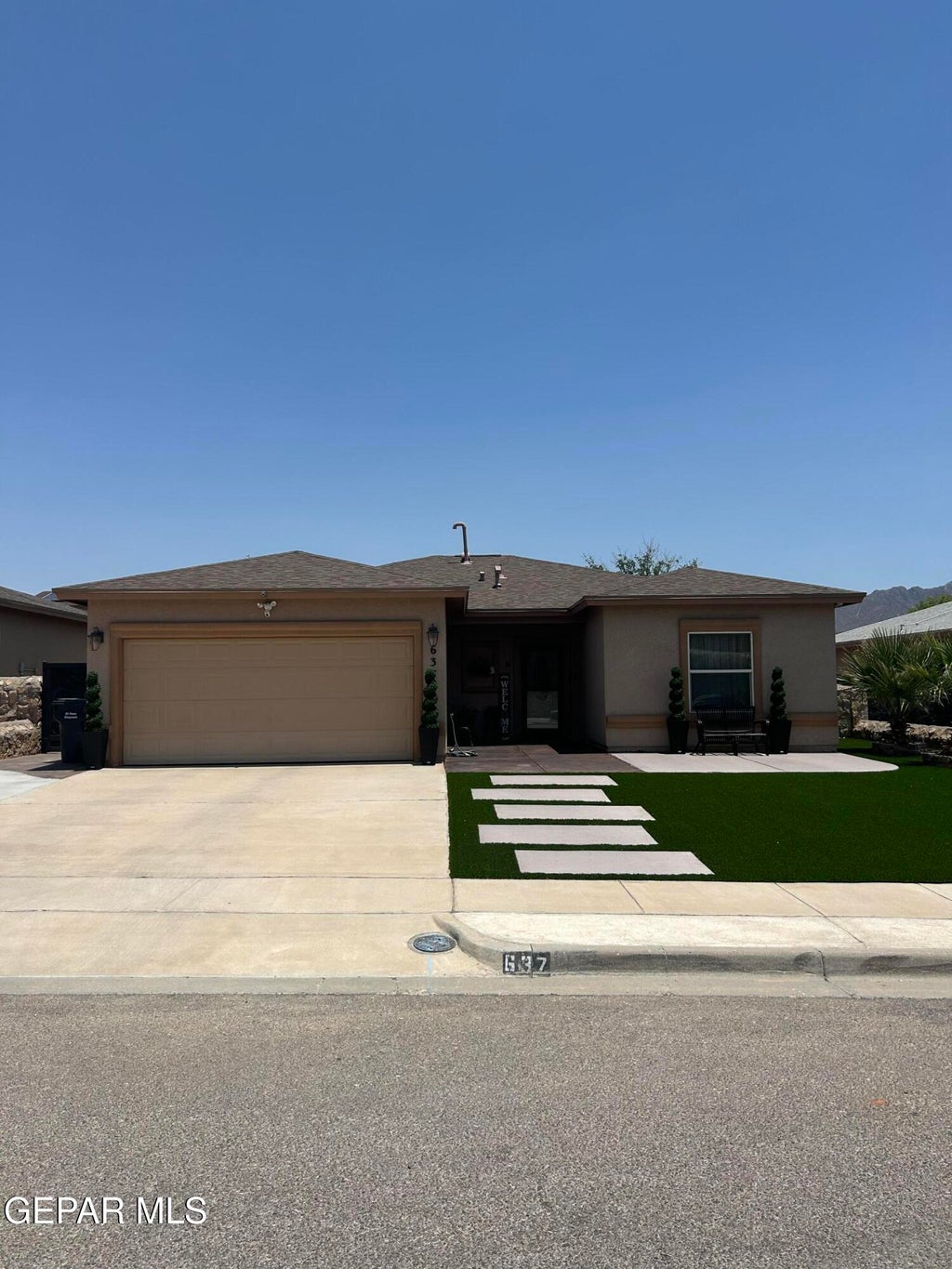 Photo of 637 TORRES ALTOS Street, Anthony, TX 79821 (MLS # 950246)
