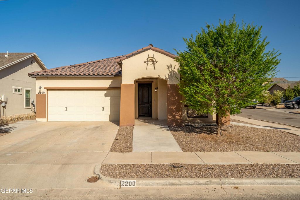 Photo of 2200 Willie Mier Street, El Paso, TX 79911 (MLS # 941175)