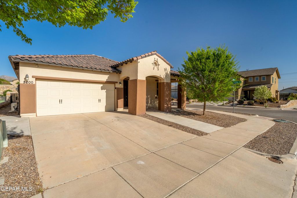 Photo of 2200 Willie Mier Street, El Paso, TX 79911 (MLS # 941175)