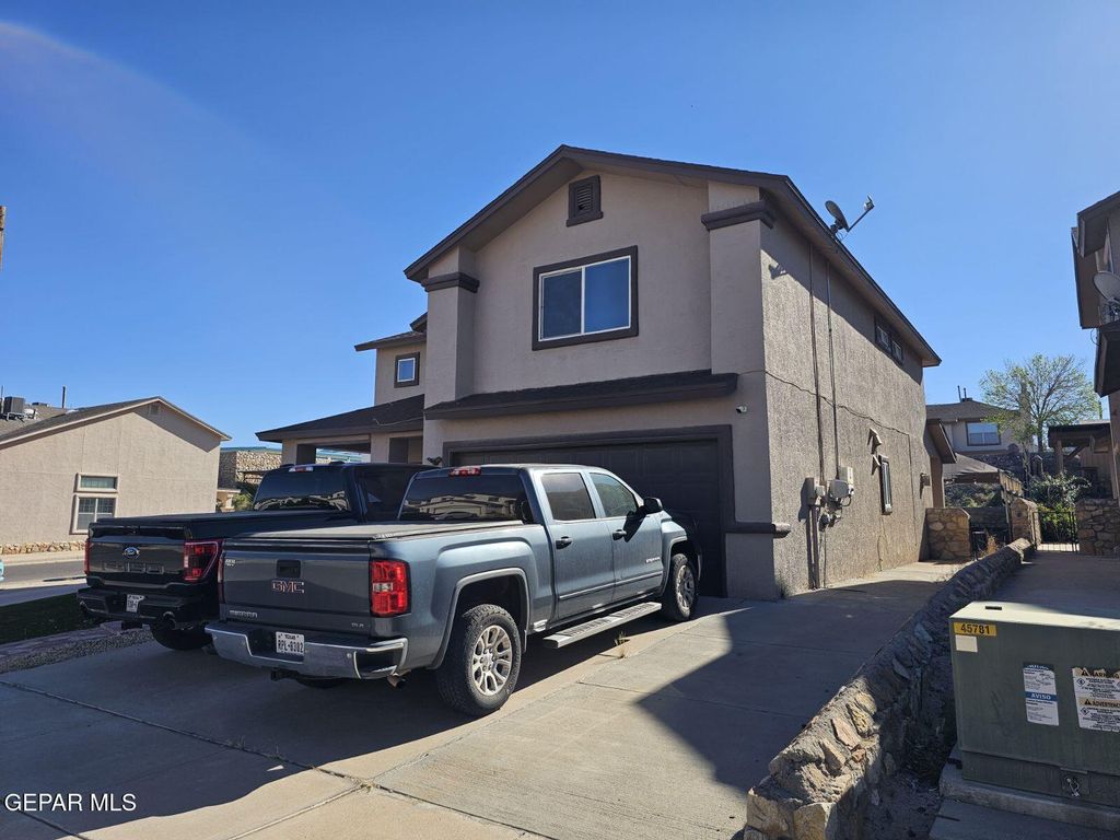 Photo of 1540 Rosenbaum Lane, El Paso, TX 79912 (MLS # 941189)
