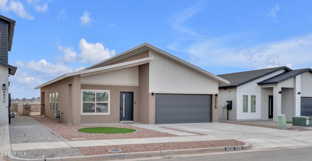 Photo of 9928 Marisabel Place, Socorro, TX 79927 (MLS # 931924)