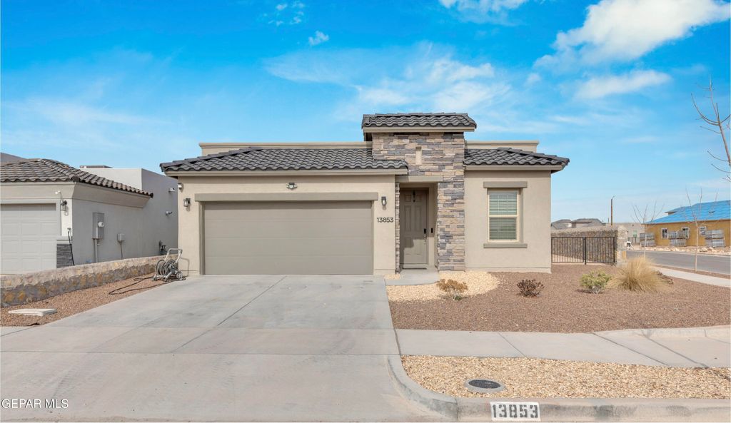 Photo of 13853 Paseo Perlas Drive, Horizon City, TX 79928 (MLS # 937347)