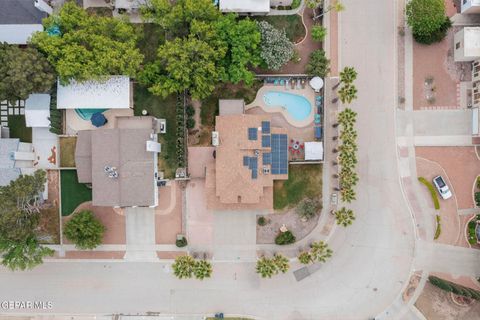 2090 GUS MORAN Street El Paso TX 79936