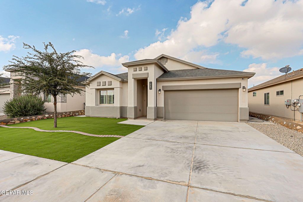 Photo of 1087 Brass Hill Avenue, Sunland Park, NM 88063 (MLS # 932262)