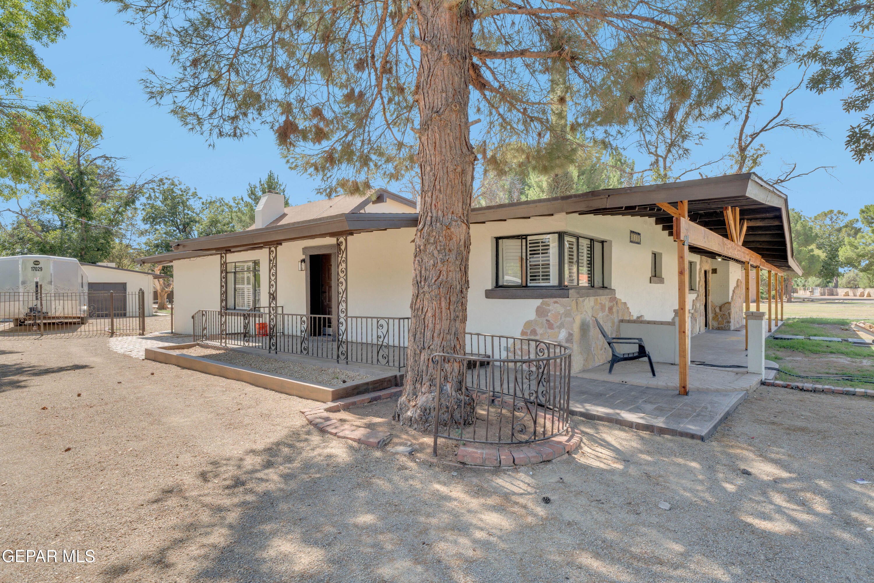 5116 CAMINO DE LA VISTA Drive