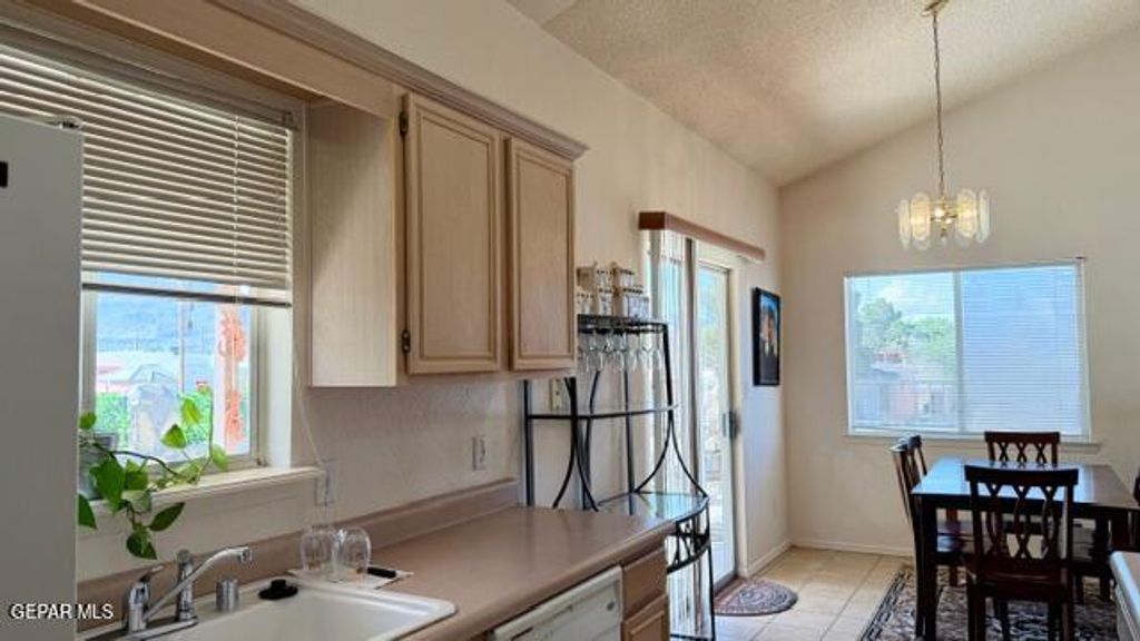 Photo of 2219 KING JAMES Place, El Paso, TX 79903 (MLS # 942685)