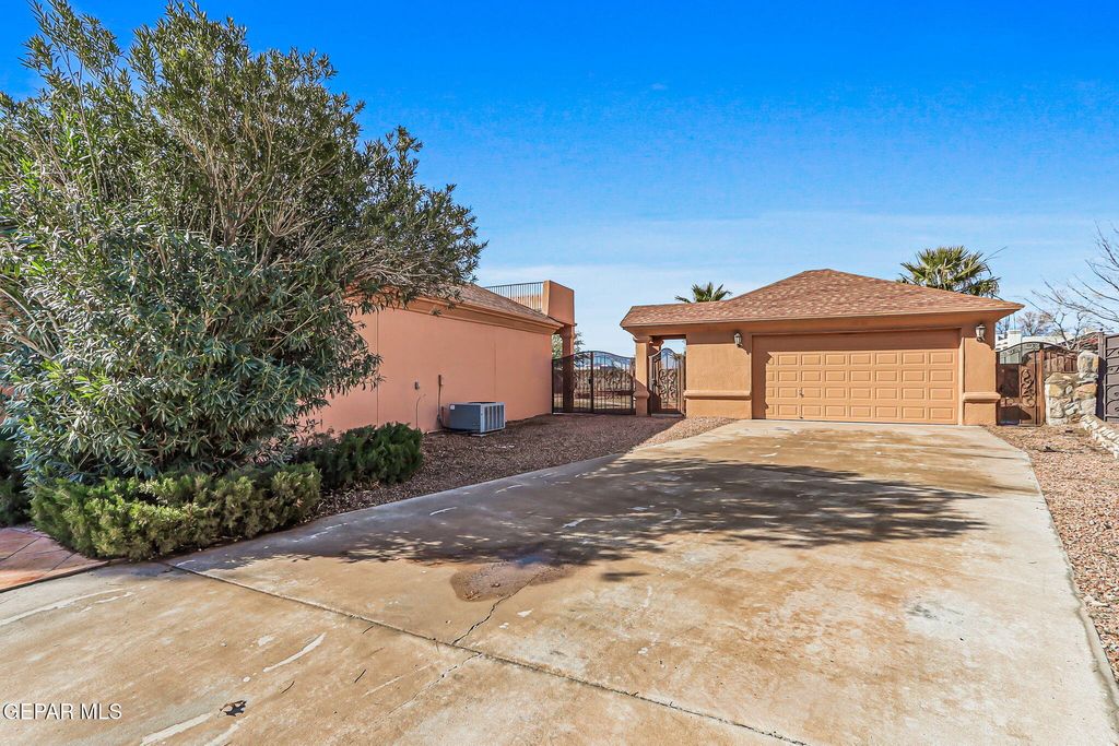 Photo of 12921 FIRE FIGHTER Drive, El Paso, TX 79938 (MLS # 937406)