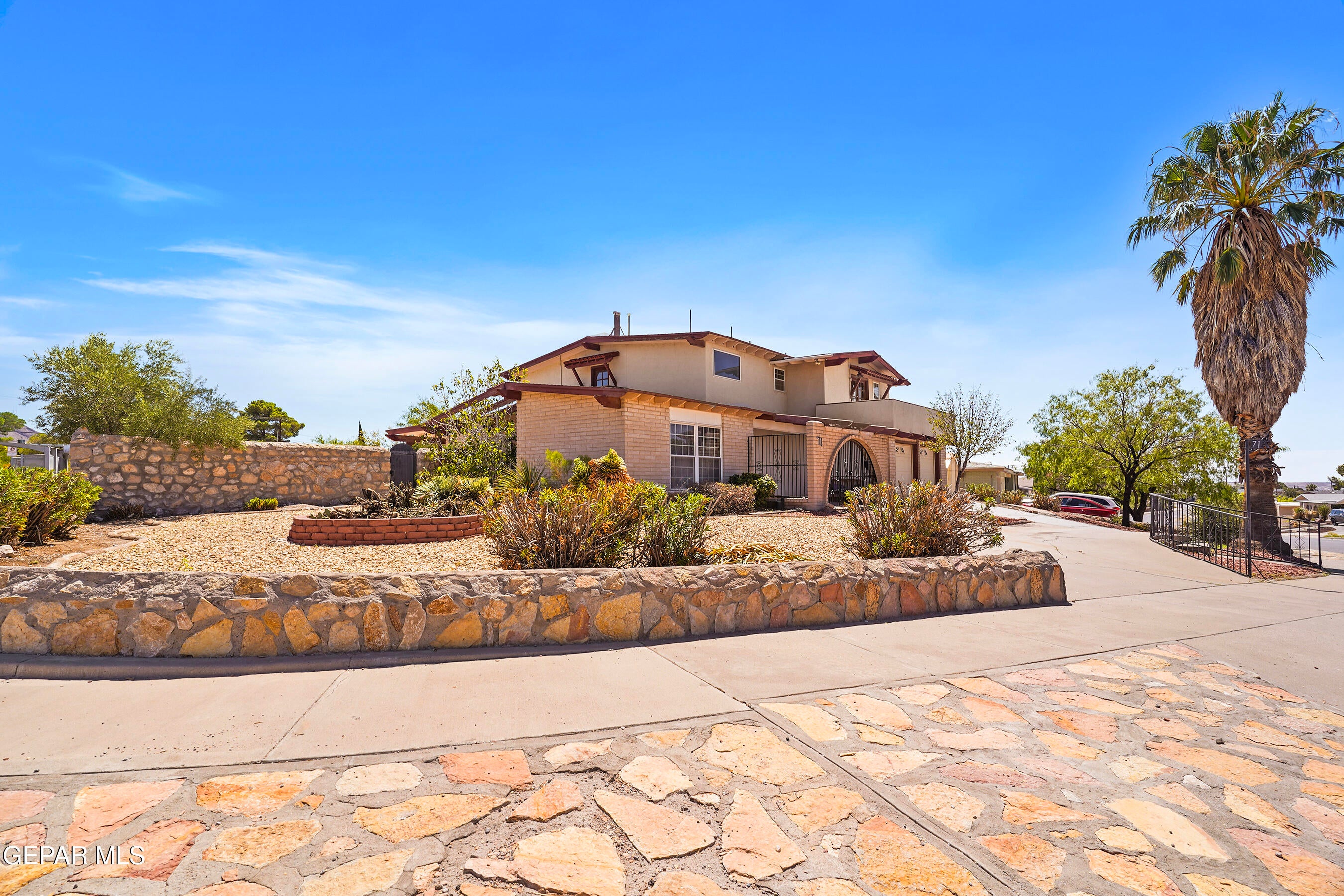 71 NORTHWIND Drive