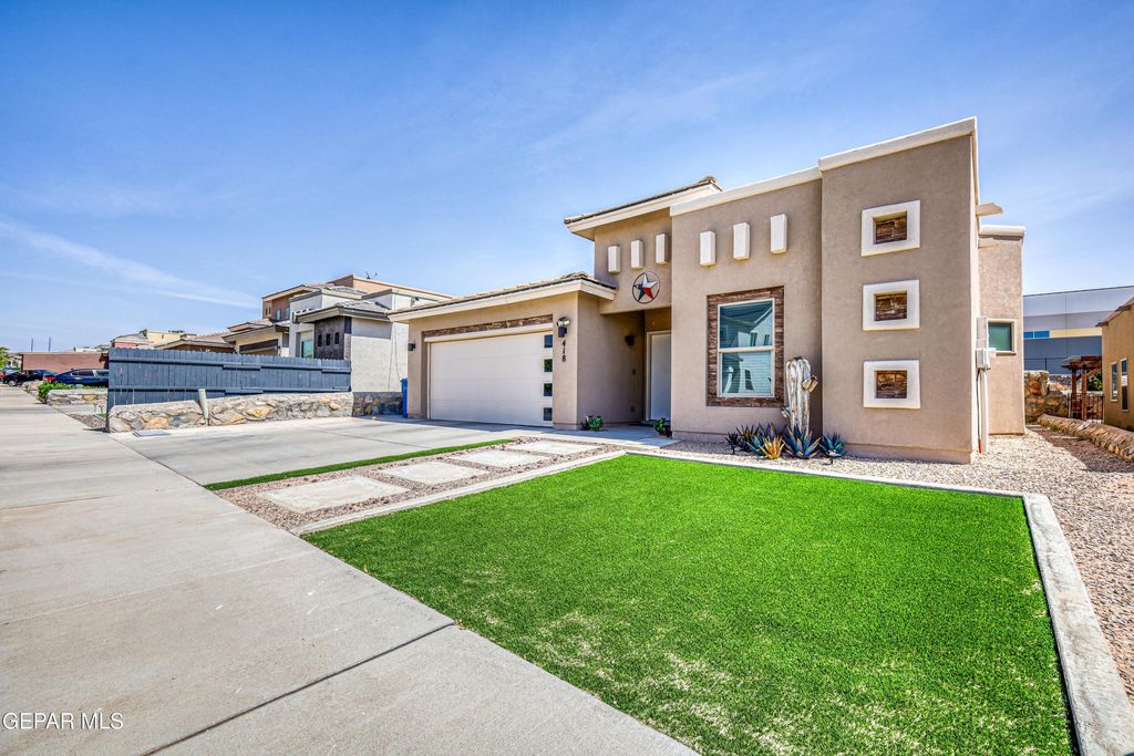 Photo of 418 S MANZANITA Drive, El Paso, TX 79928 (MLS # 941196)