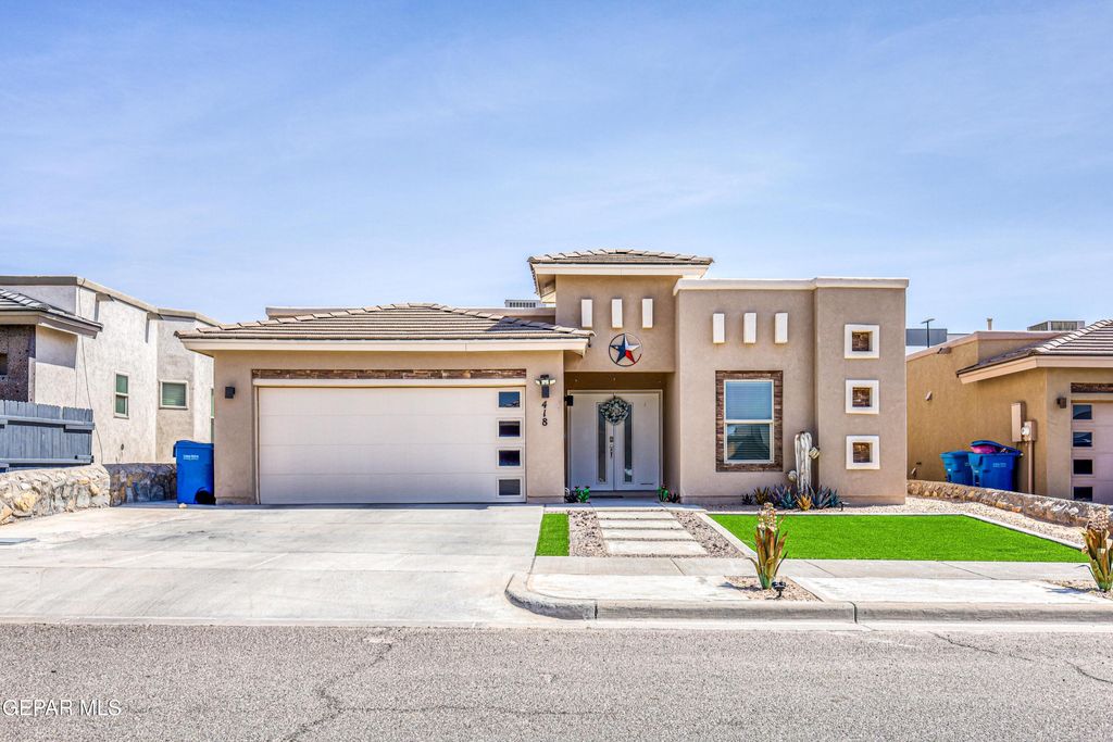 Photo of 418 S MANZANITA Drive, El Paso, TX 79928 (MLS # 941196)