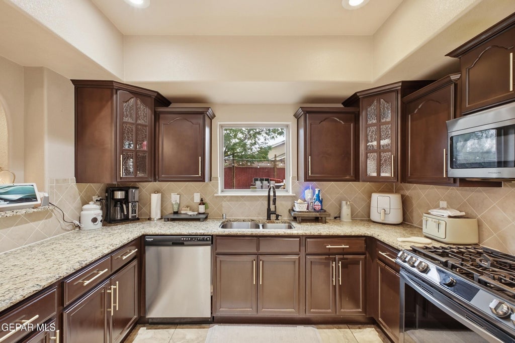 Photo of 14349 OWL POINT Avenue, El Paso, TX 79938 (MLS # 951477)