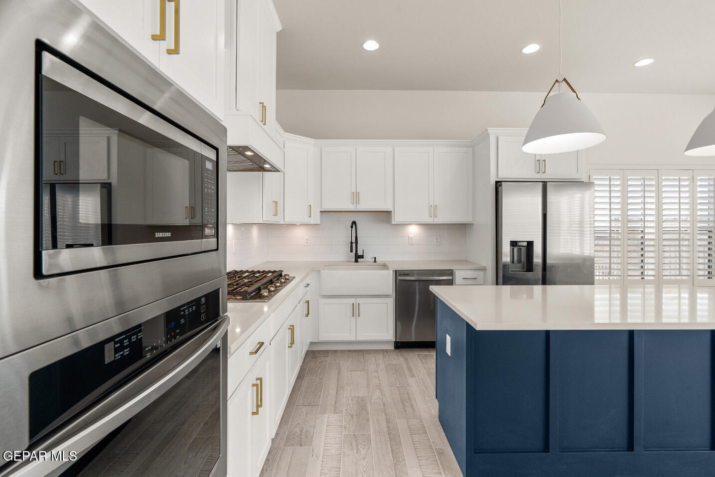 13805 Centro Vista Avenue
