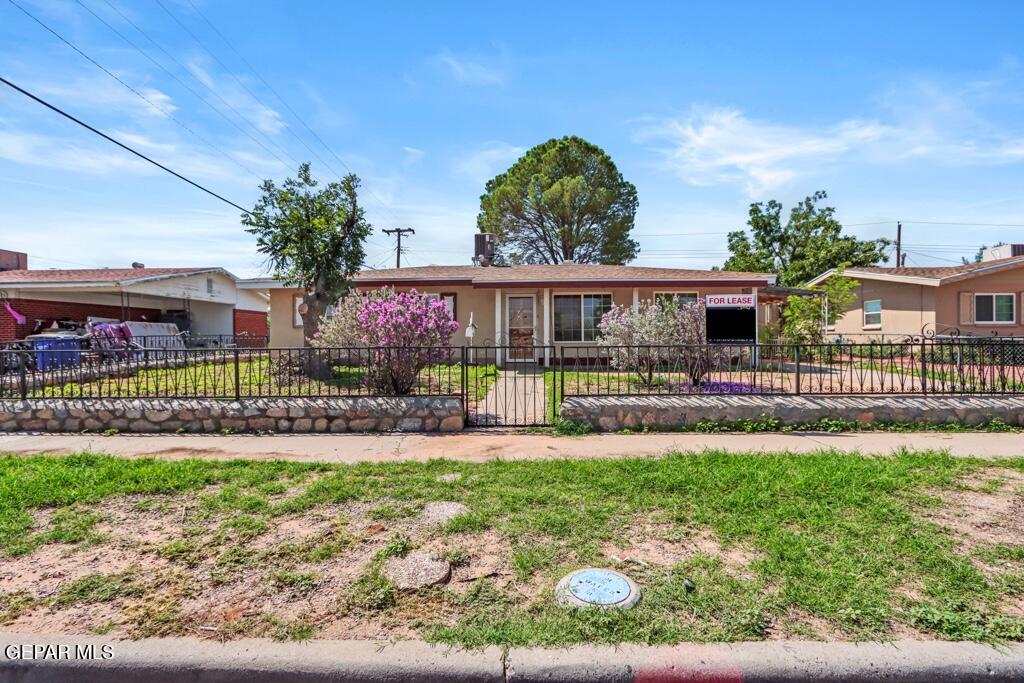 5736 SUN VALLEY Drive