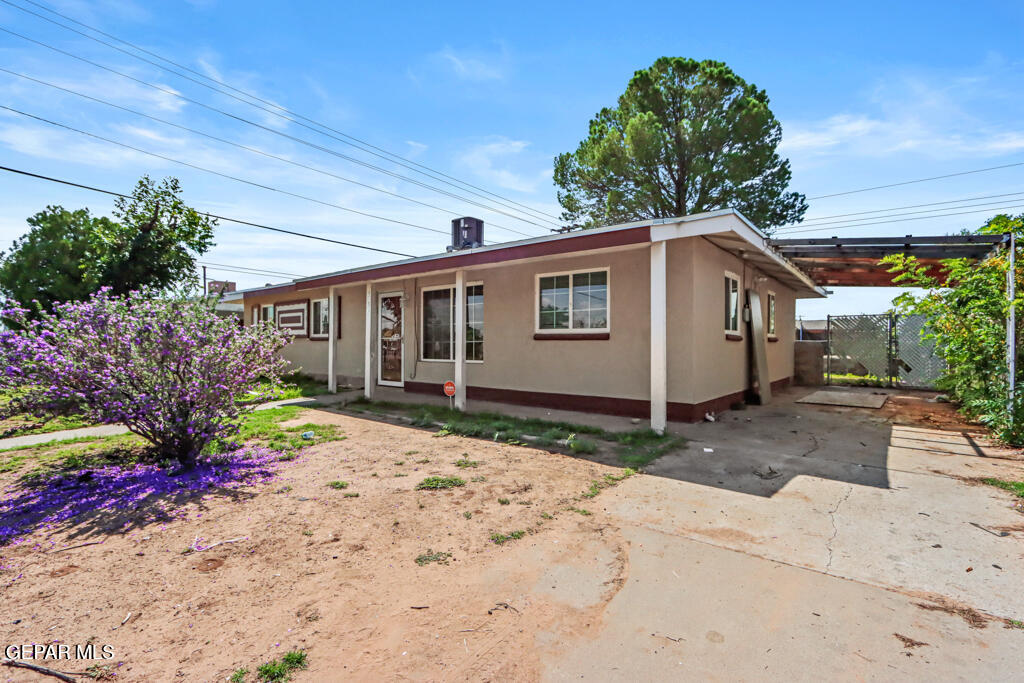 5736 SUN VALLEY Drive